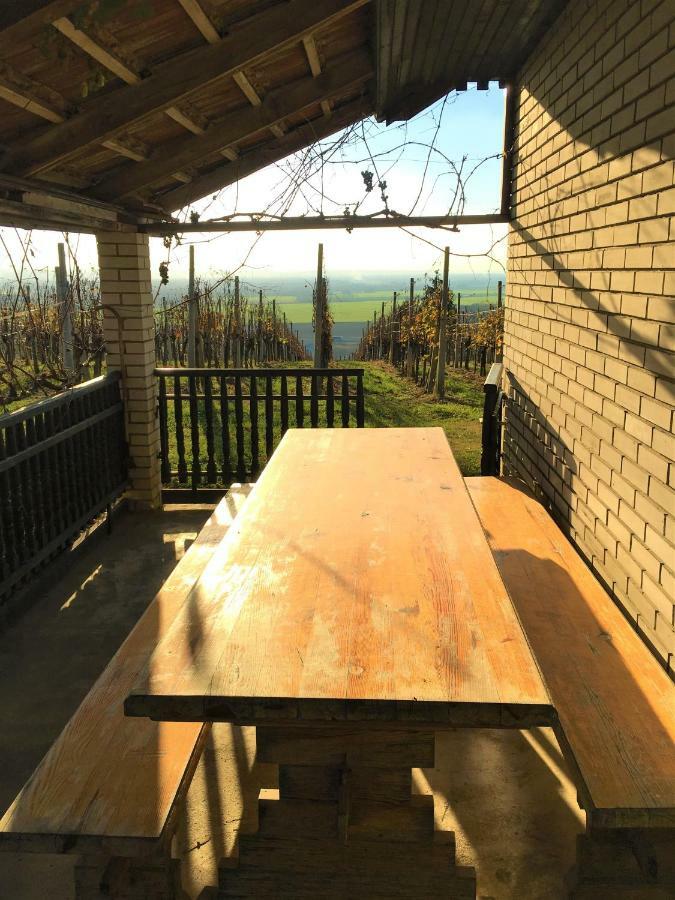 Pri Konjskem Pajdasu Lendava Esterno foto